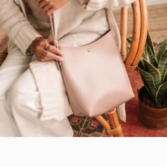 Anthropologie SAMARA medium Shoulder Bag In Peony. NWOT - Picture 4 of 14